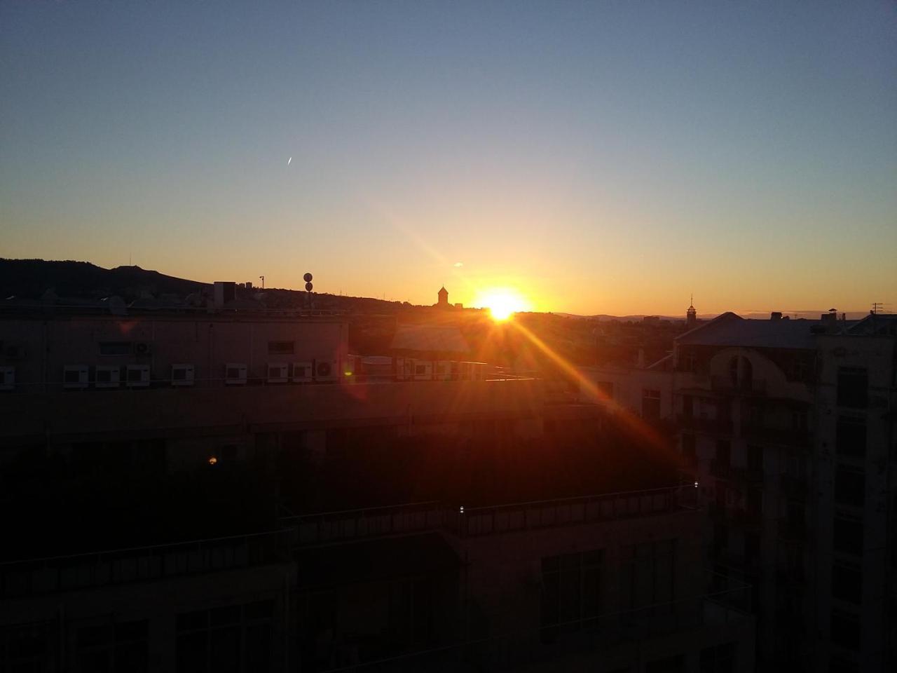 Good Apartment Tbilisi ภายนอก รูปภาพ